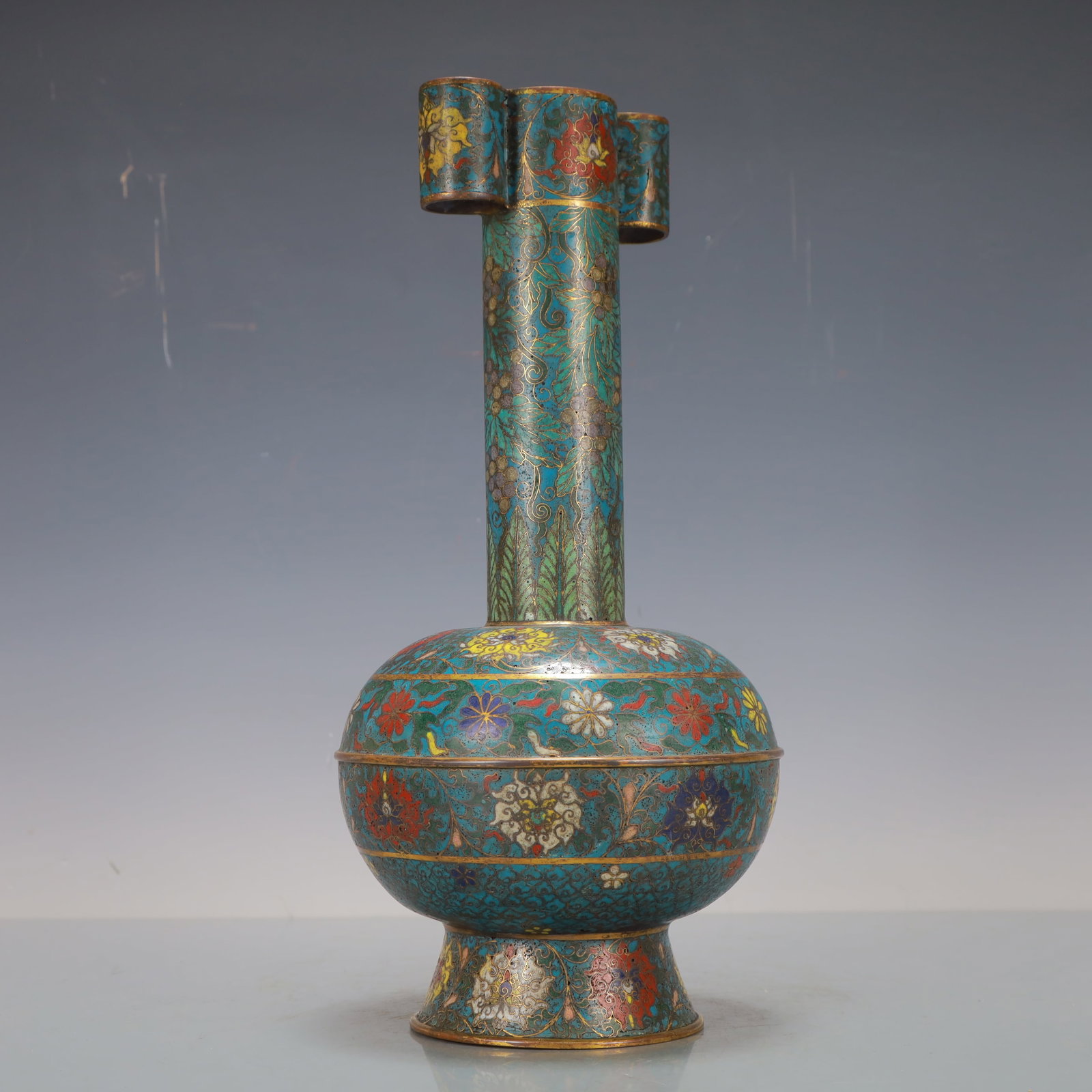A Exquisite Cloisonne Lotus Pattern Double-Ears Vase - 6