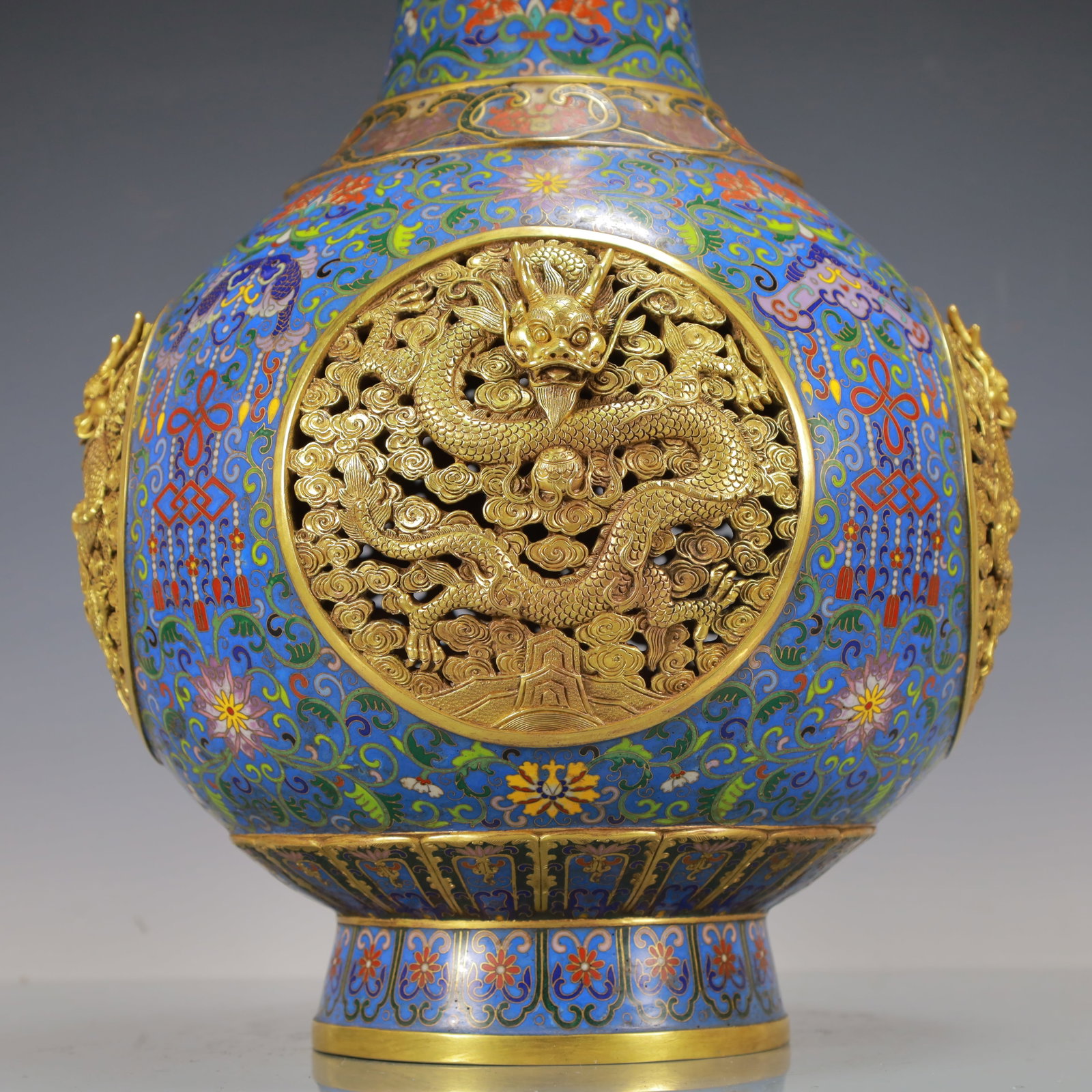 A Huge Cloisonne Hollow Dragon Pattern Vase - 4
