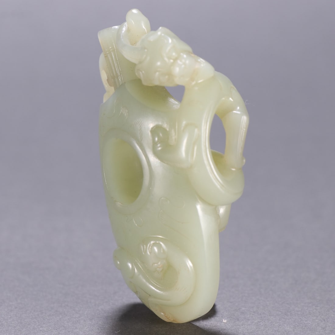 An Exquisite White Jade Chi-Dragon Pattern Pendant - 4