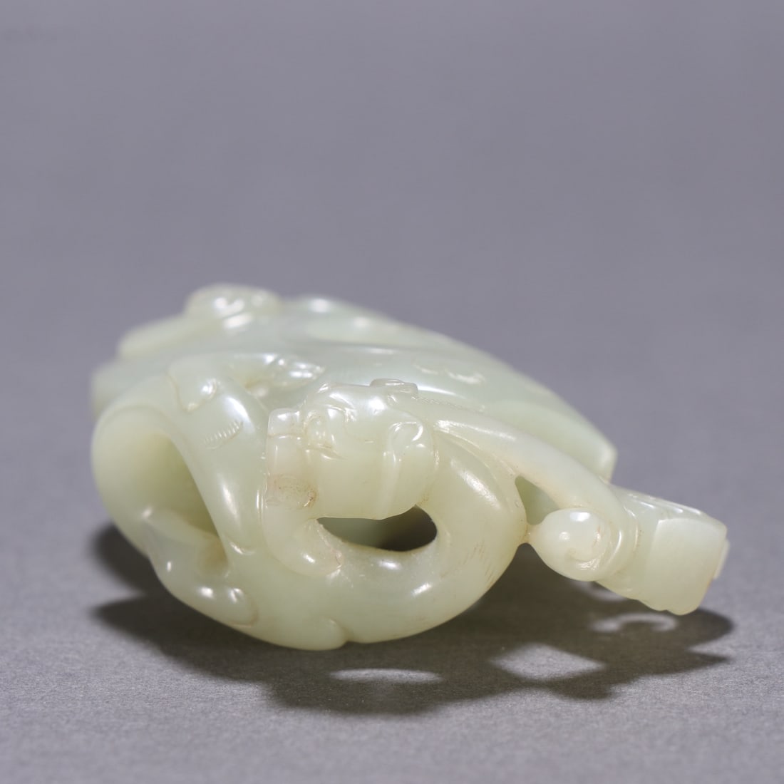 An Exquisite White Jade Chi-Dragon Pattern Pendant - 8