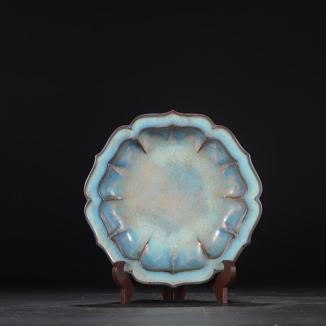 An Exquisite Jun yao Tripod Brush Washer - 2