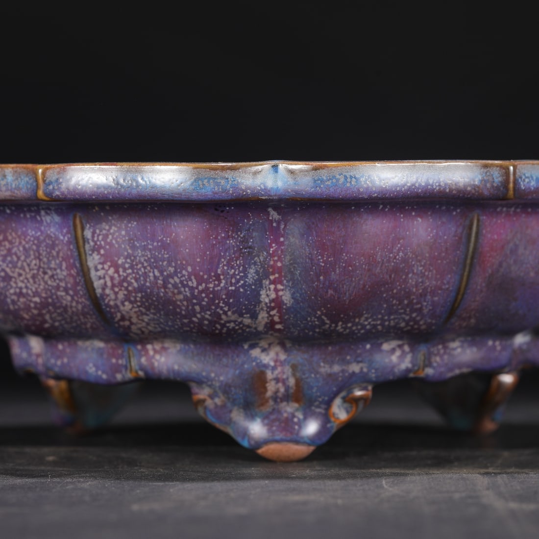 An Exquisite Jun yao Tripod Brush Washer - 8