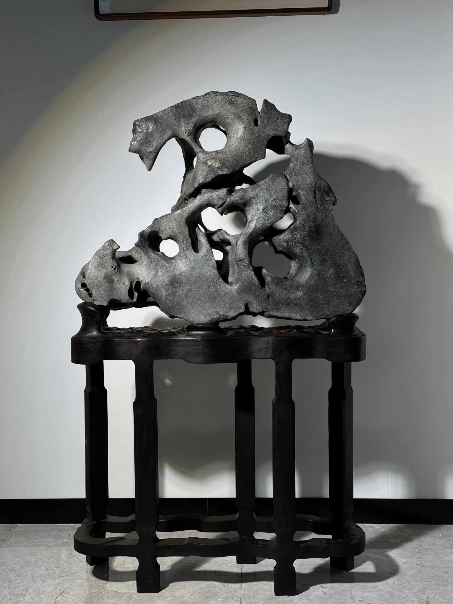 An Exquisite Taihu Stone Ornament - 6
