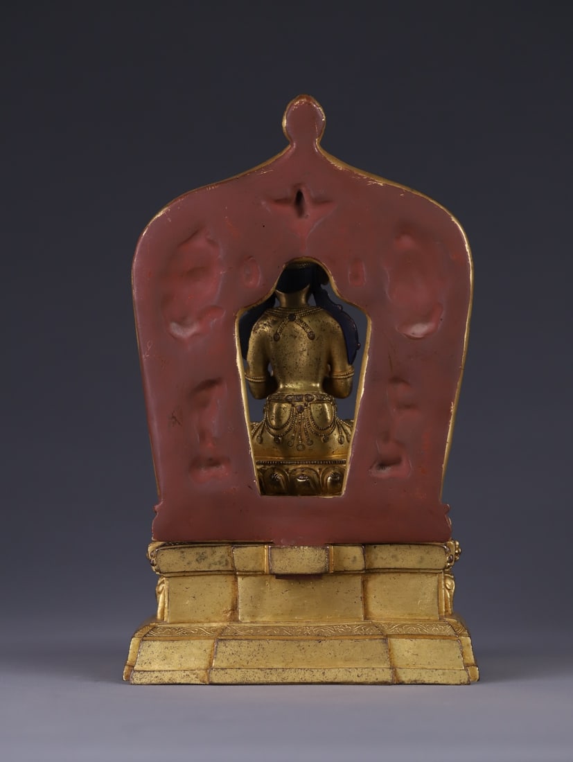 An Exquisite Gilt Bronze Buddha Statue - 4