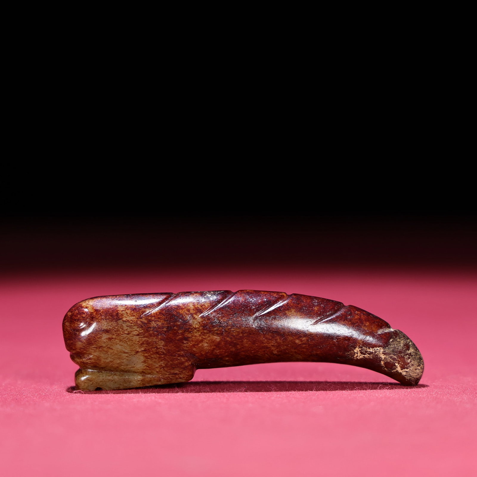 An Exquisite White Jade Hand Piece - 7
