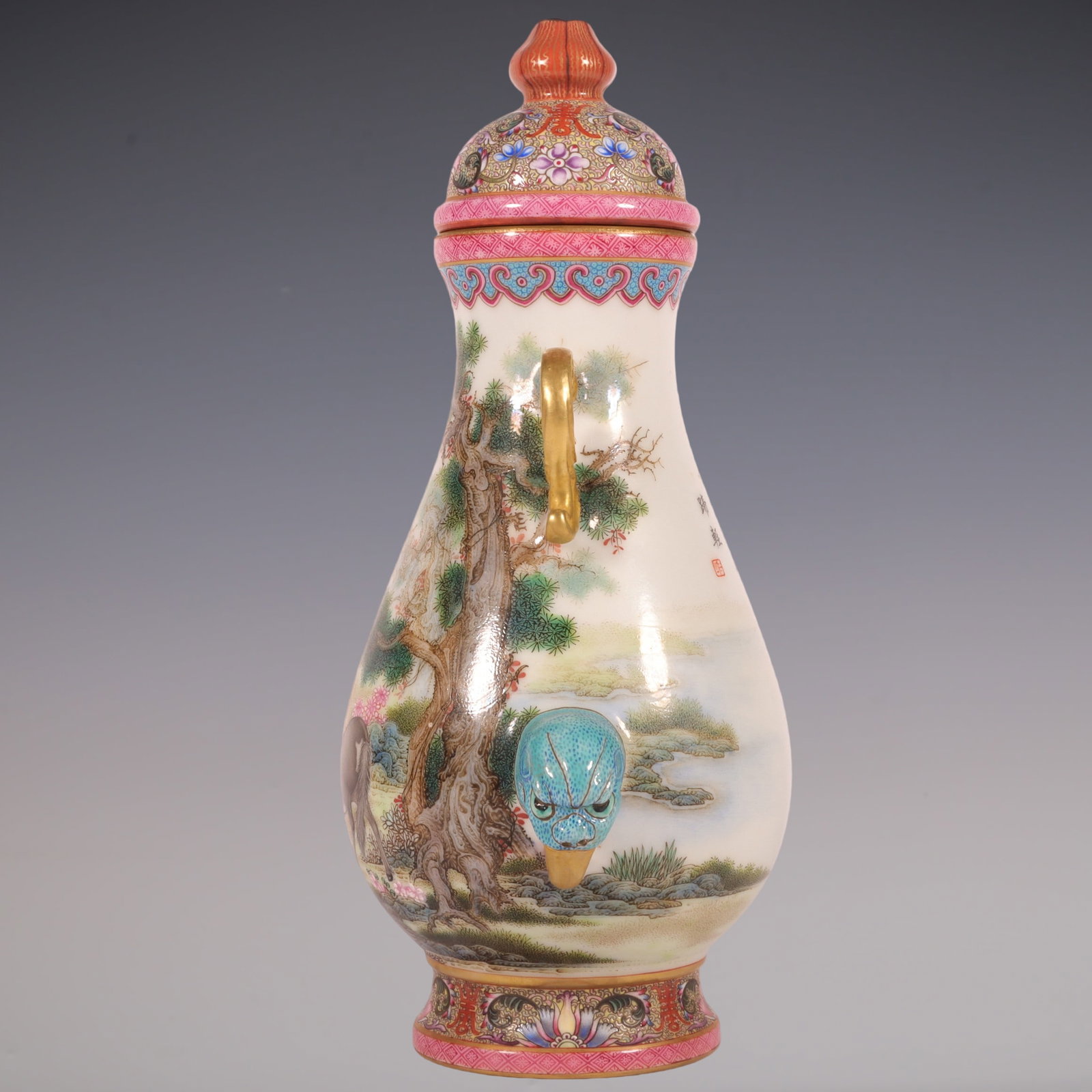 An Exquisite Enamel Animal Pattern Lotus Pattern Double-Ears Jar - 4