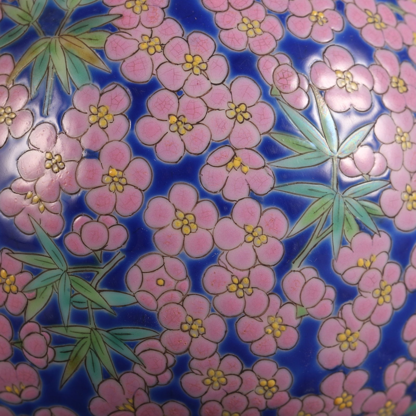 An Exquisite Famille-Rose Flower Pattern Bamboo Pattern Vase - 6