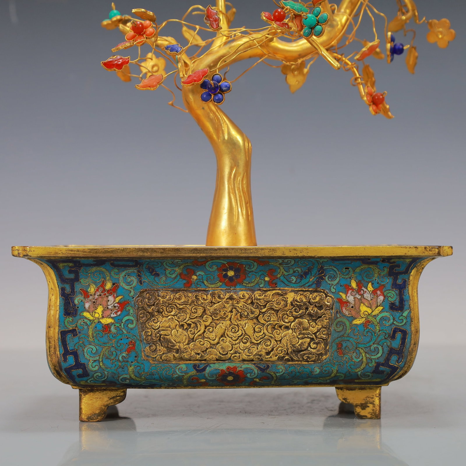 A Exquisite Cloisonne Lotus Pattern Ornament - 3