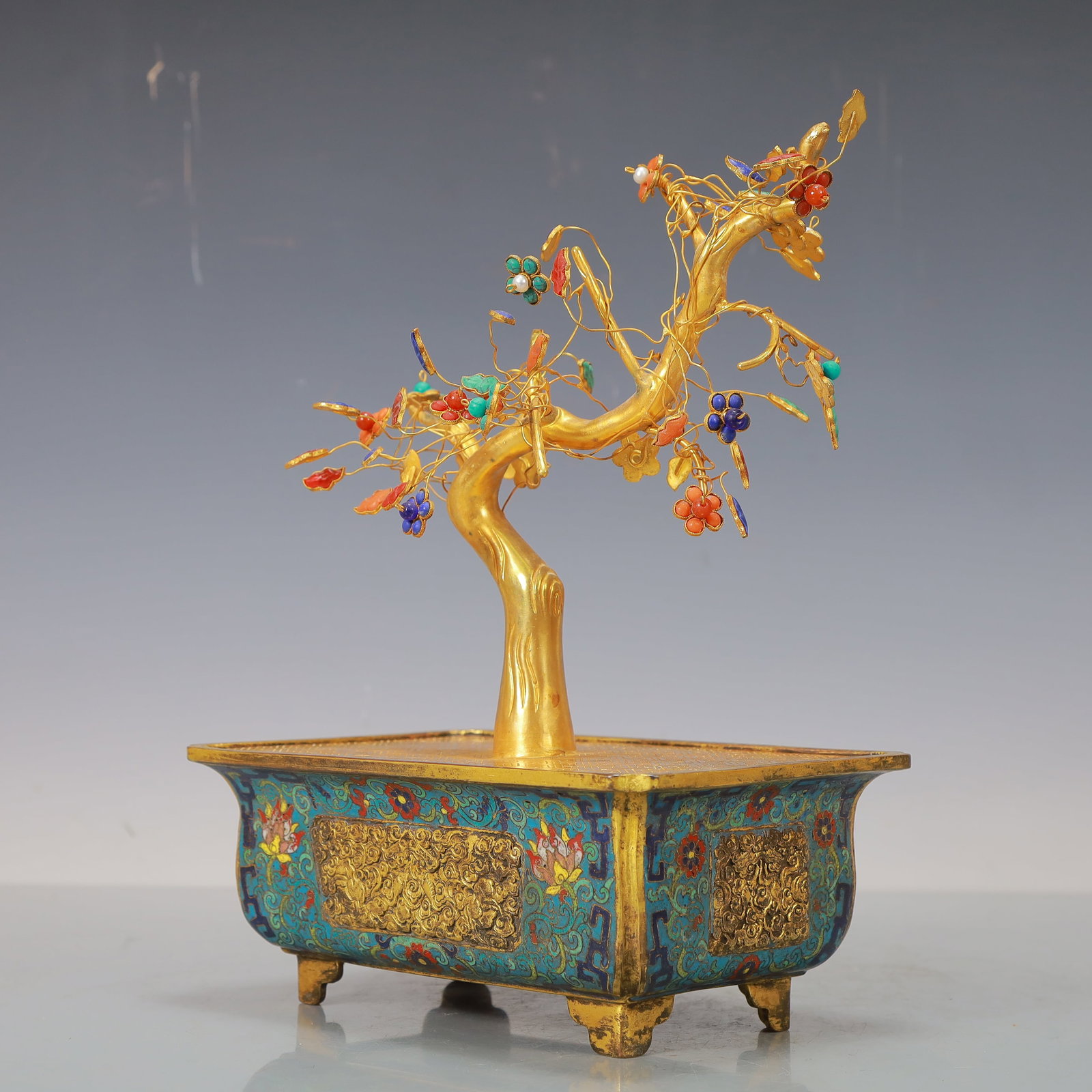 A Exquisite Cloisonne Lotus Pattern Ornament - 4