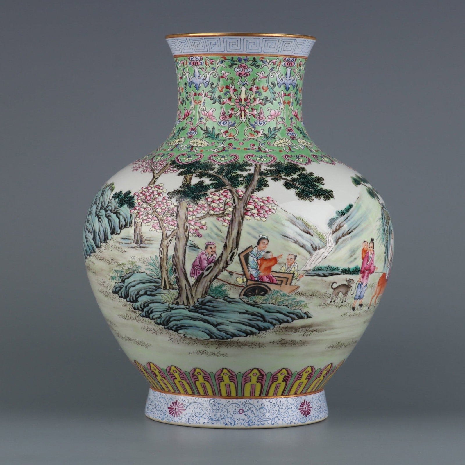 An Exquisite Famille-Rose Lotus Pattern Character and Story Pattern Vase: An Exquisite Famille-Rose Lotus Pattern Character and Story Pattern Vase Qing Dynasty, China Qianlong Six-character Mark Size:25.3cm (The Dimensions Of All Batches Are Manually Measured.If You Need