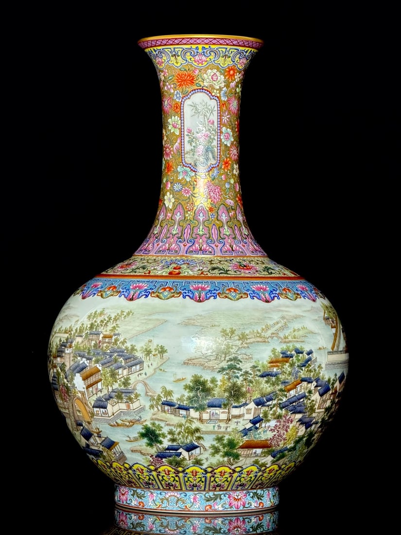 An Exquisite Famille-Rose Lotus Pattern Flower Pattern Landscape Pattern Vase - 3