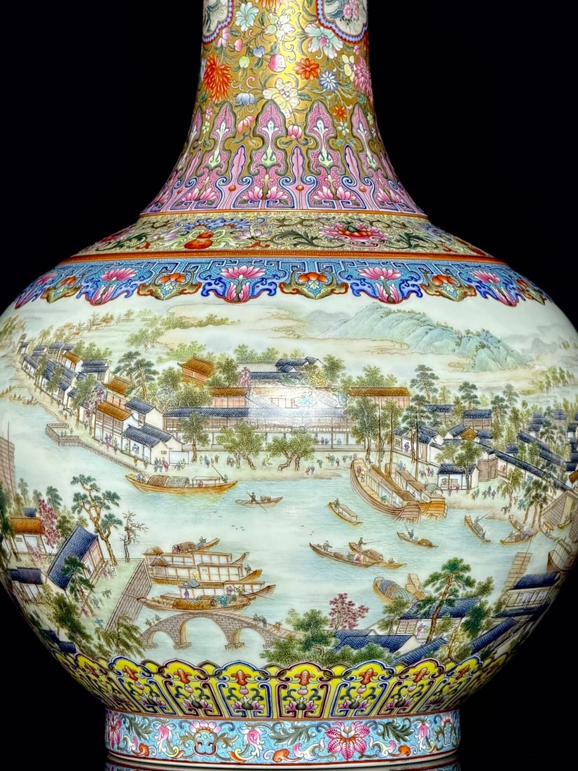 An Exquisite Famille-Rose Lotus Pattern Flower Pattern Landscape Pattern Vase - 6