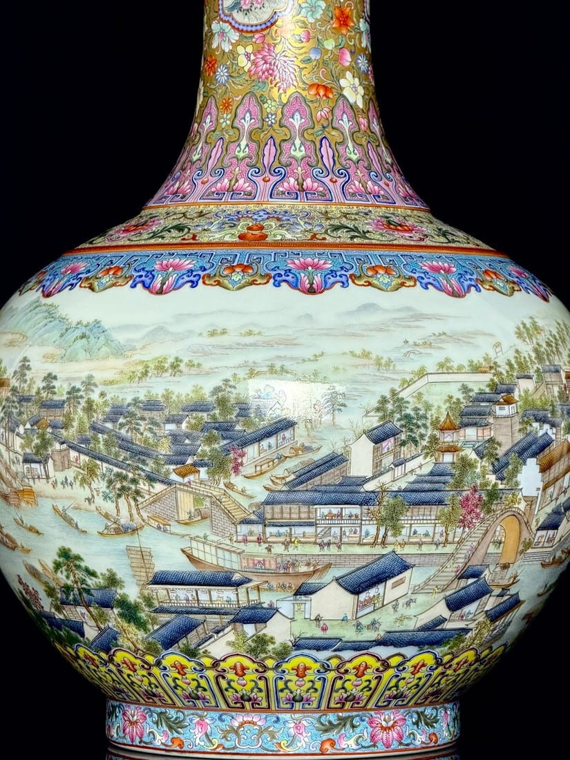 An Exquisite Famille-Rose Lotus Pattern Flower Pattern Landscape Pattern Vase - 7
