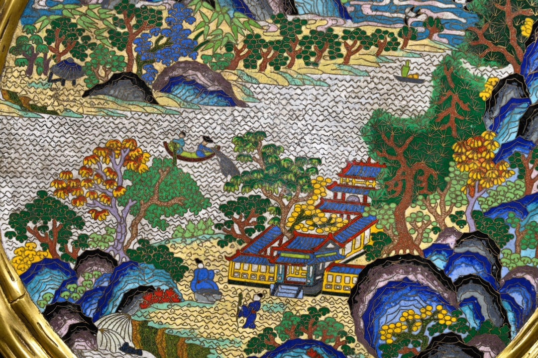 An Exquisite Cloisonne Landscape and Figure Pattern Pine and Crane Pattern Screen - 3