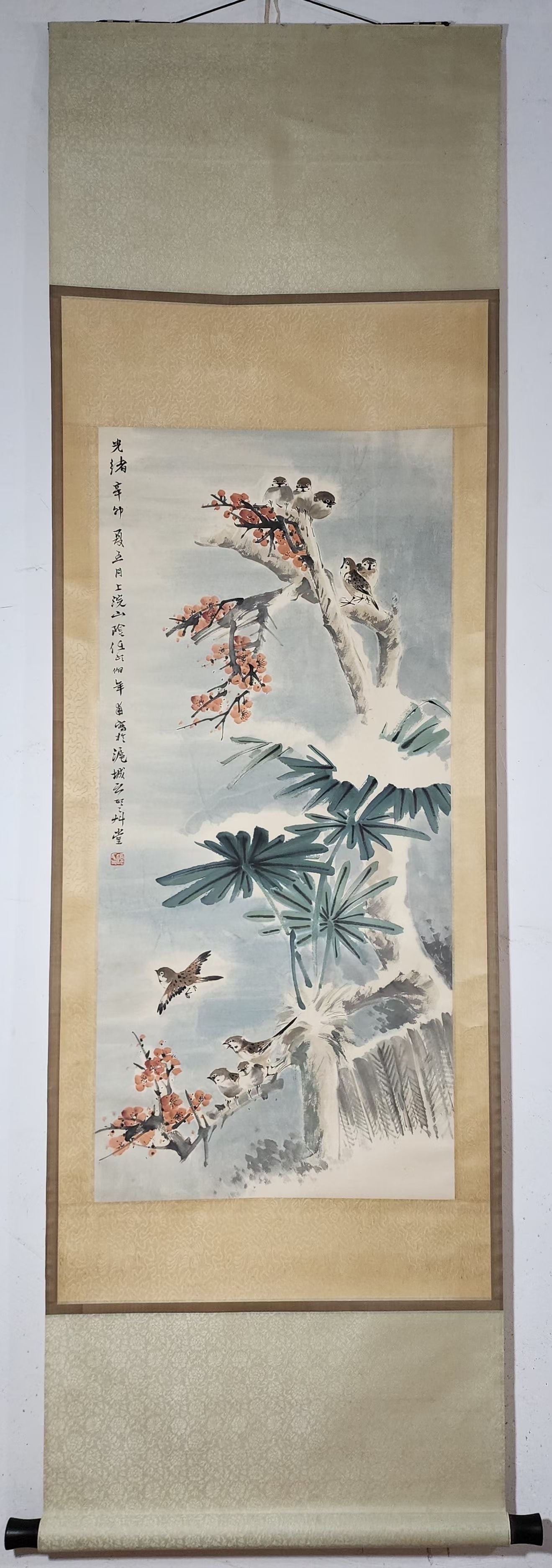 A Chinese Vertical Scroll Ink Painting of Flower and Bird on Paper: A Chinese Vertical Scroll Ink Painting of Flower and Bird on Paper Ren bonian Without frame Size:104.5cmx48cm (The Dimensions Of All Batches Are Manually Measured.If You Need More Detailed Information