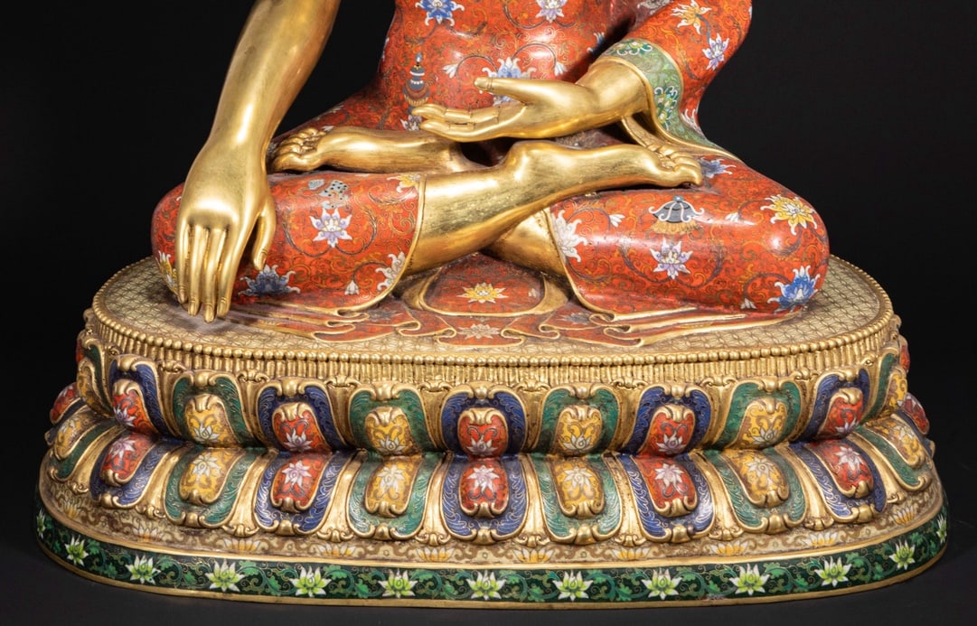 An Exquisite Cloisonne Buddha Statue - 4
