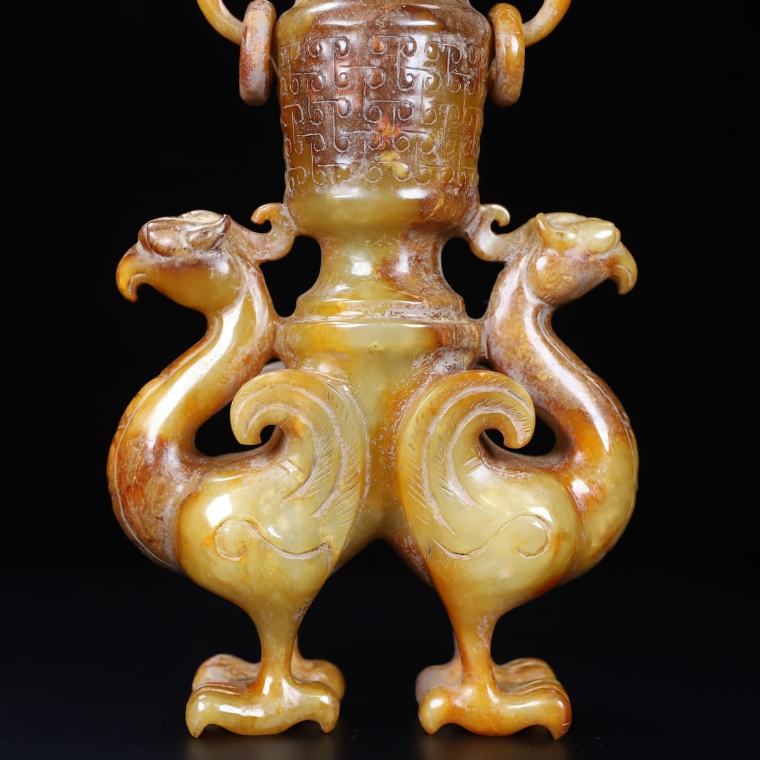 An Exquisite White Jade Phoenix-Shaped Vase - 3