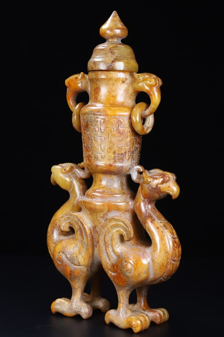An Exquisite White Jade Phoenix-Shaped Vase - 6