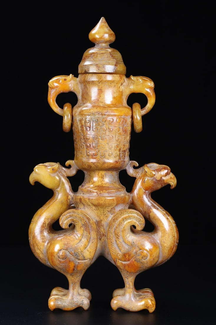 An Exquisite White Jade Phoenix-Shaped Vase - 8
