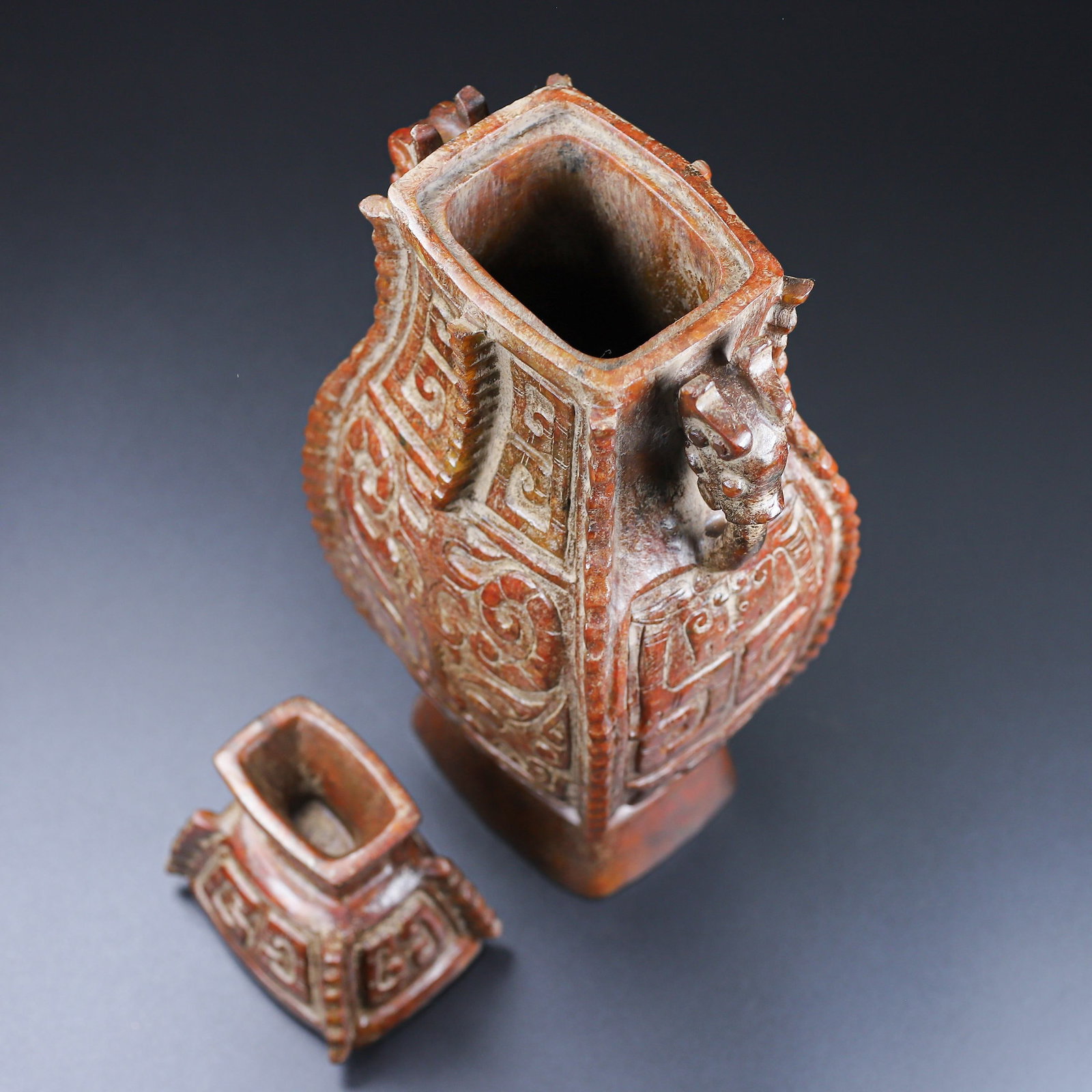 An Exquisite White Jade Beast-Face Pattern Double-Ears Vase - 4