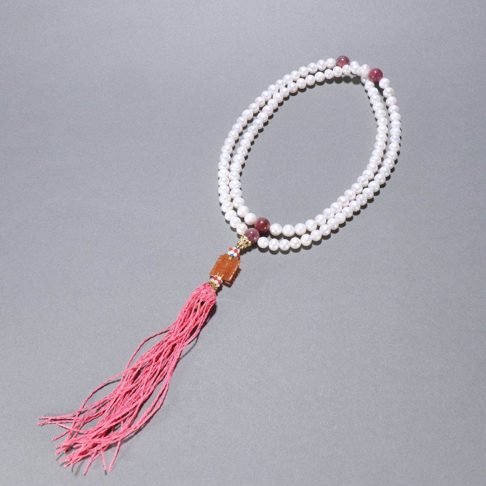 An Exquisite Pearl Bracelets: An Exquisite Pearl Bracelets Qing Dynasty, China Size:0.7cm Weight:57.1g (The Dimensions Of All Batches Are Manually Measured.If You Need More Detailed Information, Please Contact Our Customer