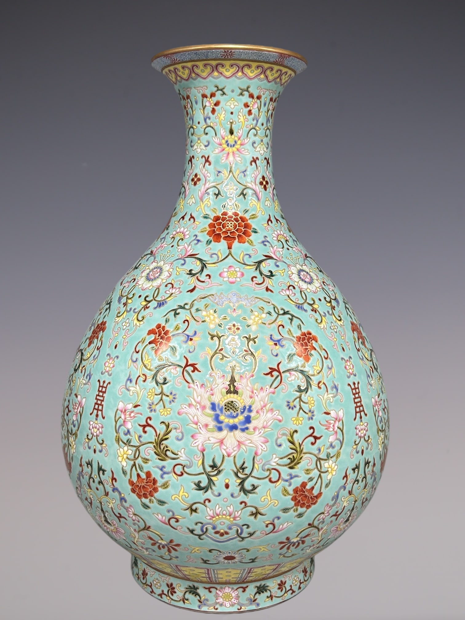 An Exquisite Enamel Lotus Pattern Bats and Peach Pattern Vase - 2