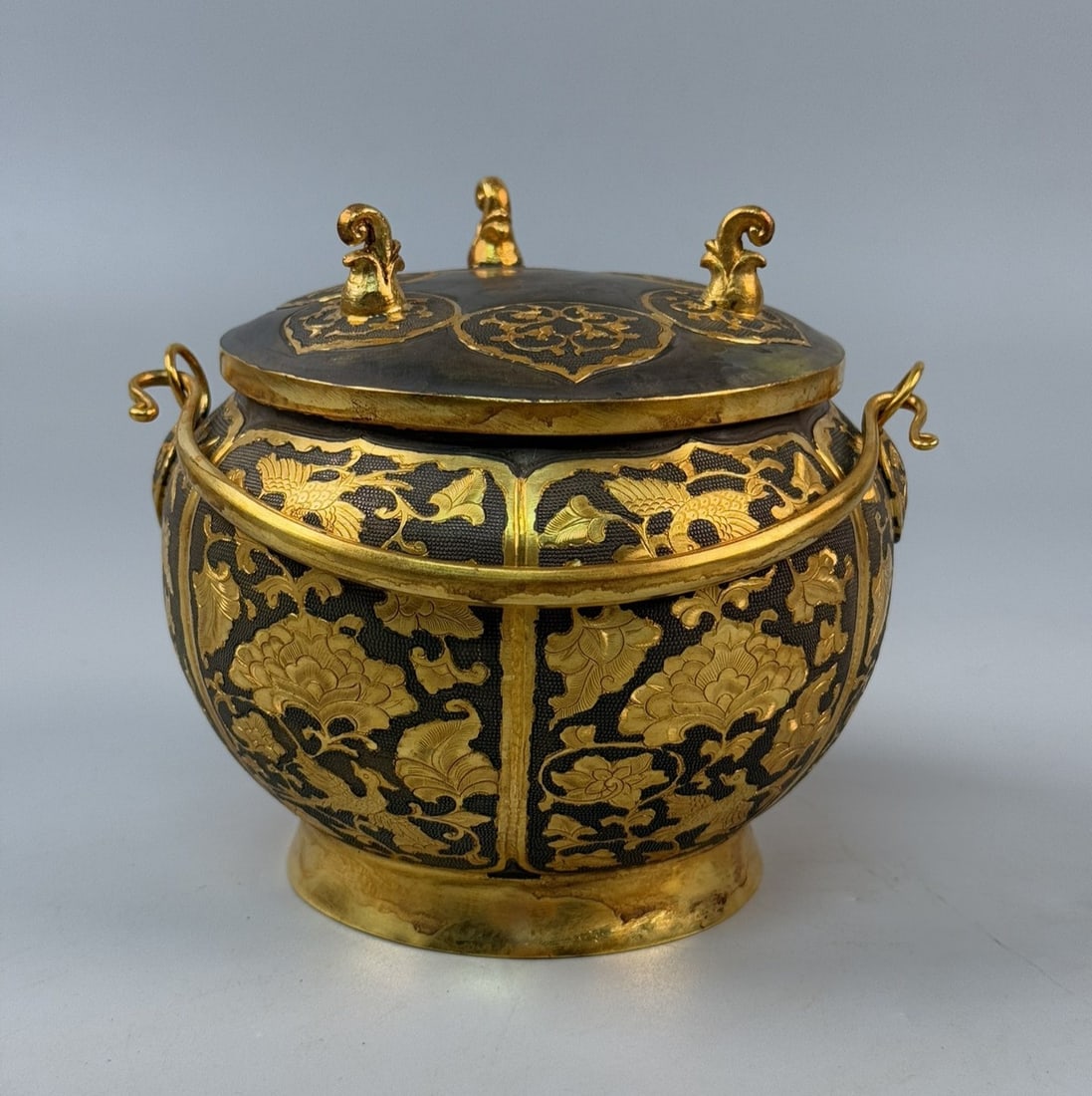 An Exquisite Gilt Bronze Lotus Pattern Ewer - 4