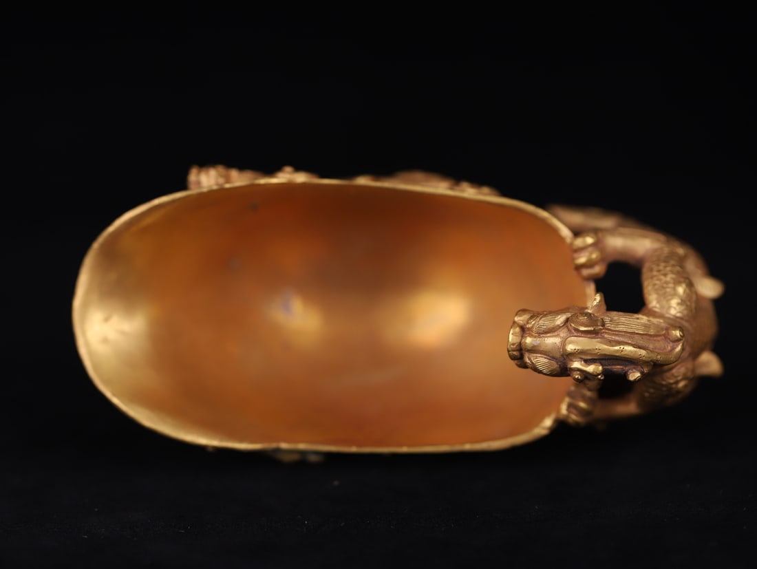 An Exquisite Gilt Bronze Chi-Dragon Pattern Cup - 10