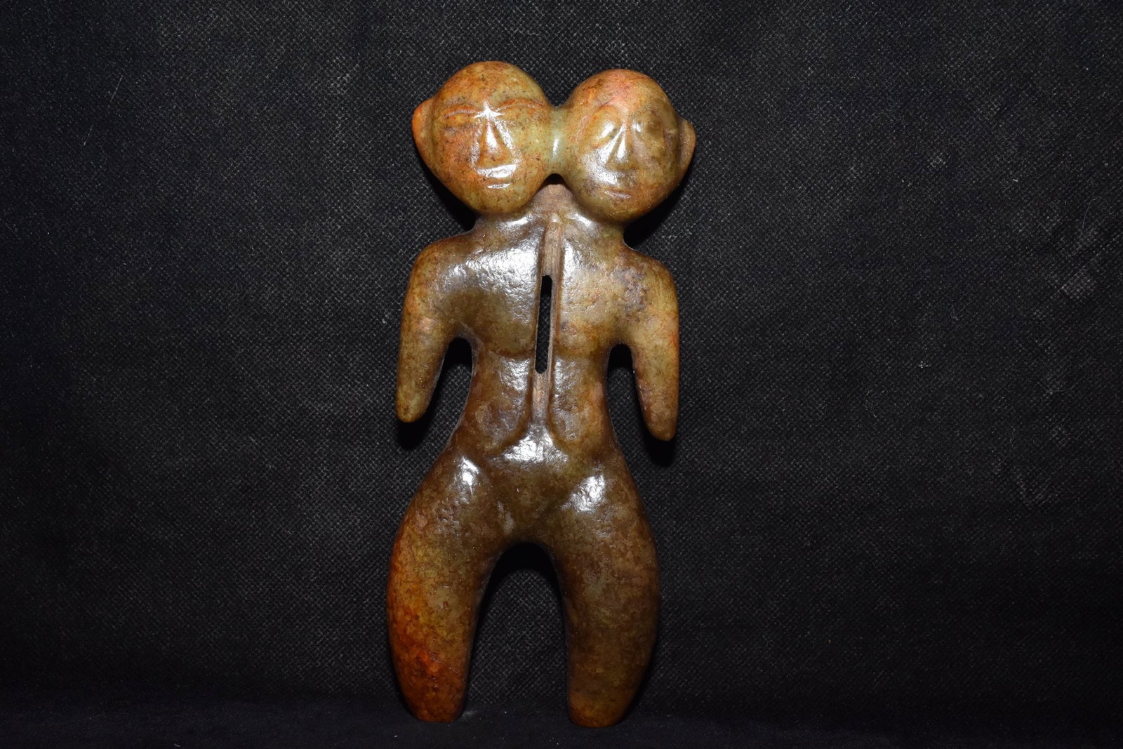 An Exquisite White Jade Figure Ornament: An Exquisite White Jade Figure Ornament Hong Shan Culture Size:18cmx8cm Weight:530g (The Dimensions Of All Batches Are Manually Measured.If You Need More Detailed Information, Please Contact Our Custo