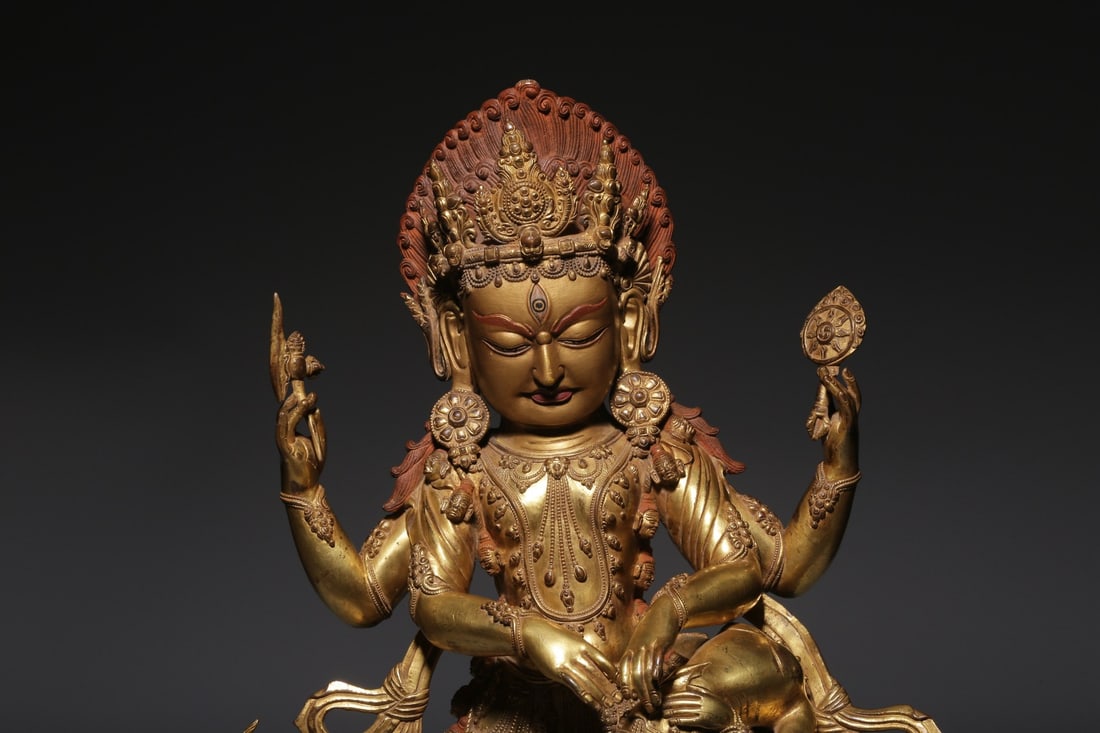 An Exquisite Gilt Bronze Buddha Statue - 3