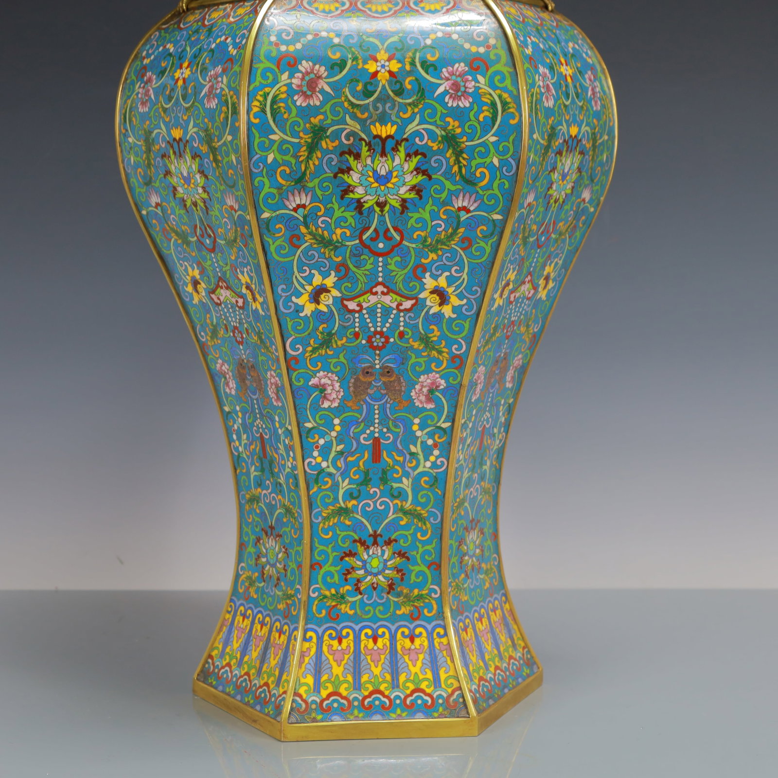 A Huge Cloisonne Lotus Pattern Phoenix-Ears Vase - 3