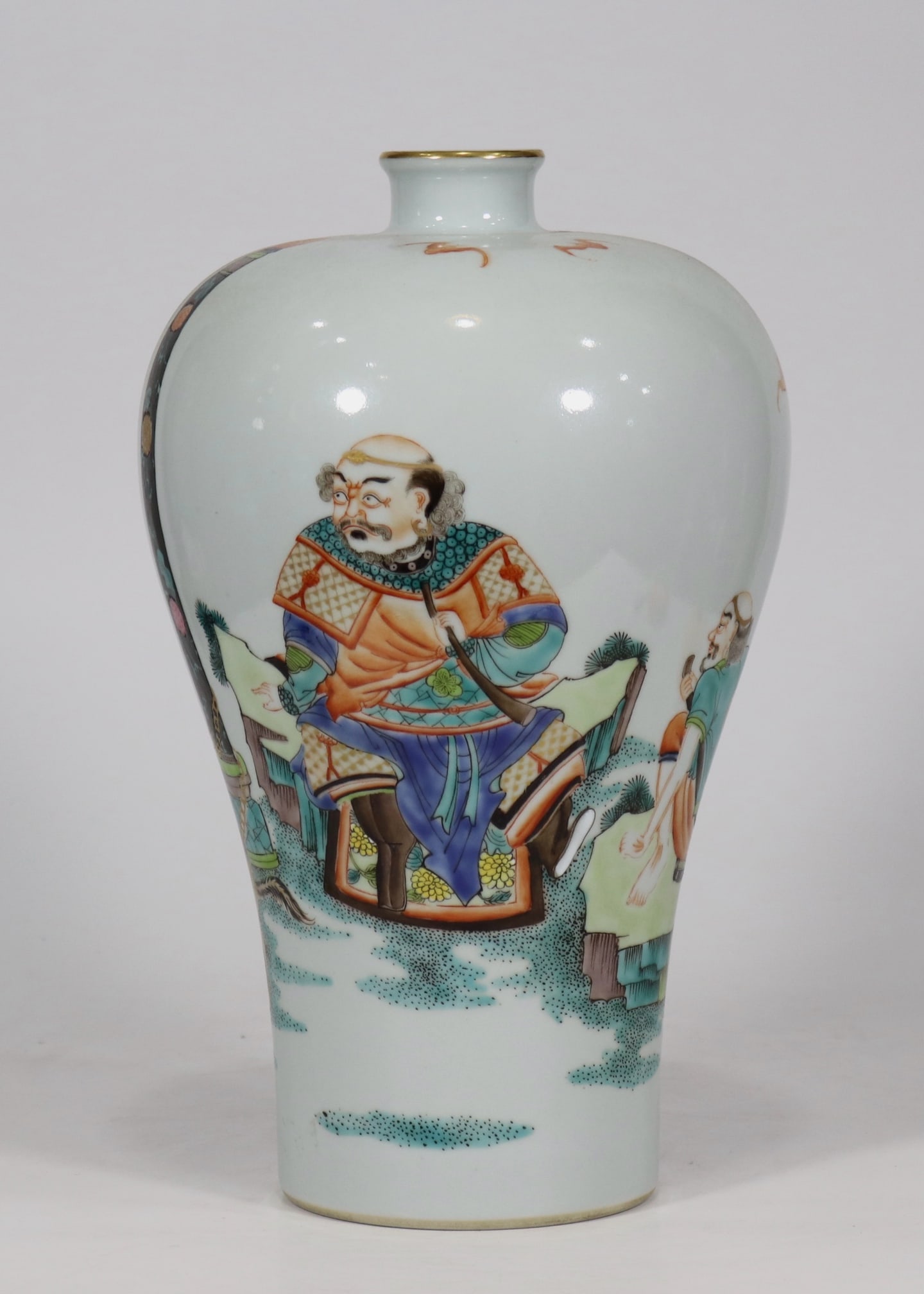 An Exquisite Wucai Character and Story Pattern Vase: An Exquisite Wucai Character and Story Pattern Vase Qing Dynasty, China Yongzheng Six-character Mark Size:30.8cm (The Dimensions Of All Batches Are Manually Measured.If You Need More Detailed