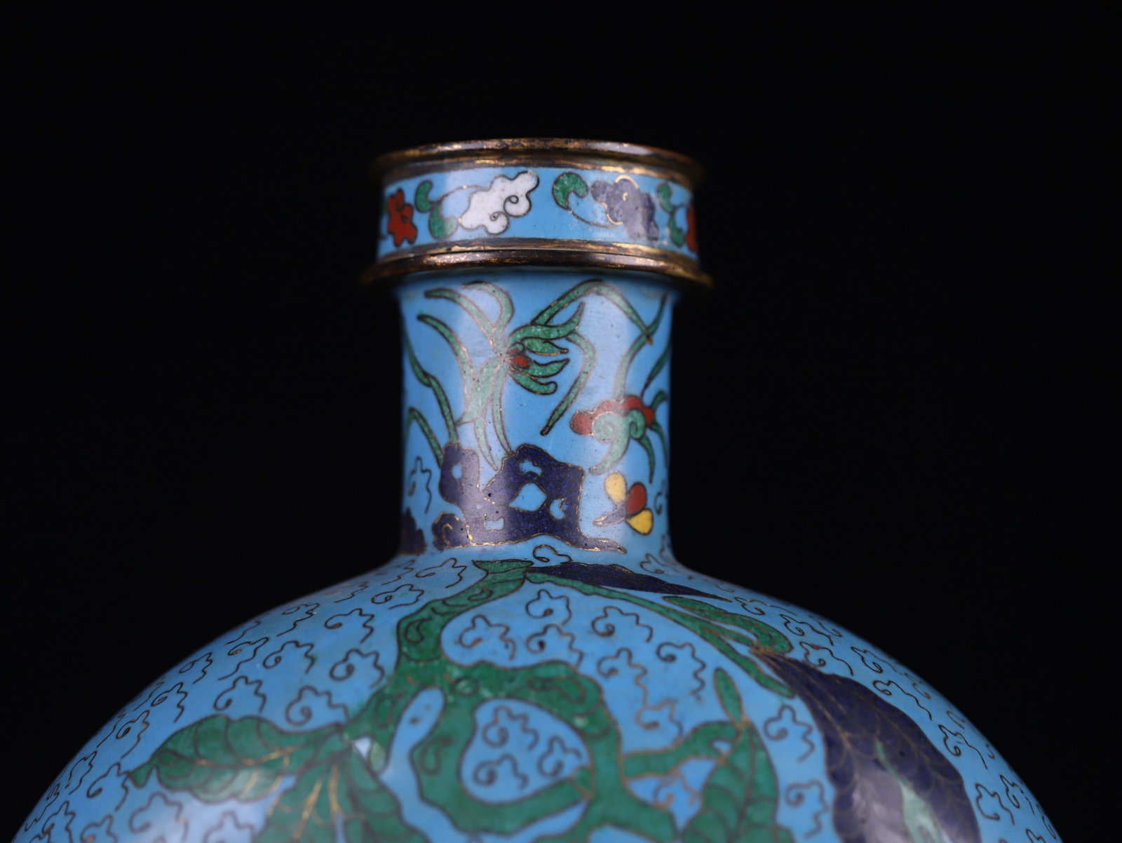 An Exquisite Cloisonne Flower and Fruit Pattern Vase - 4