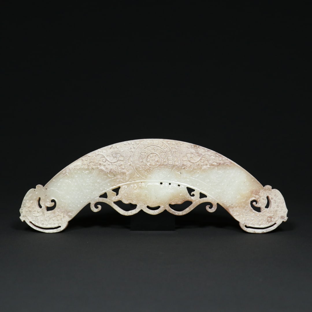 An Exquisite White Jade Dragon Pattern Ornament: An Exquisite White Jade Dragon Pattern Ornament Han Dynasty, China Size:23.8cmx6.8cmx1cm Weight:246.9g (The Dimensions Of All Batches Are Manually Measured.If You Need More Detailed Information, Pleas