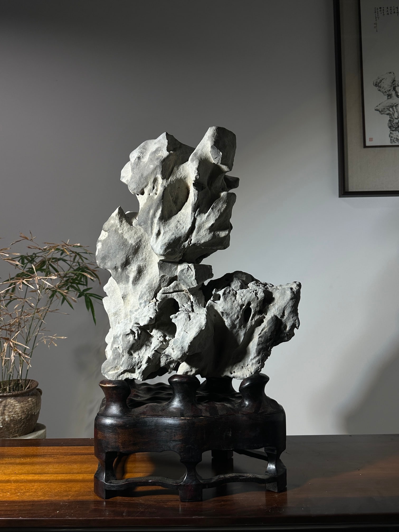 An Exquisite Taihu Stone Ornament: An Exquisite Taihu Stone Ornament Qing Dynasty, China Size:70cmx42cmx28cm (The Dimensions Of All Batches Are Manually Measured.If You Need More Detailed Information, Please Contact Our Customer