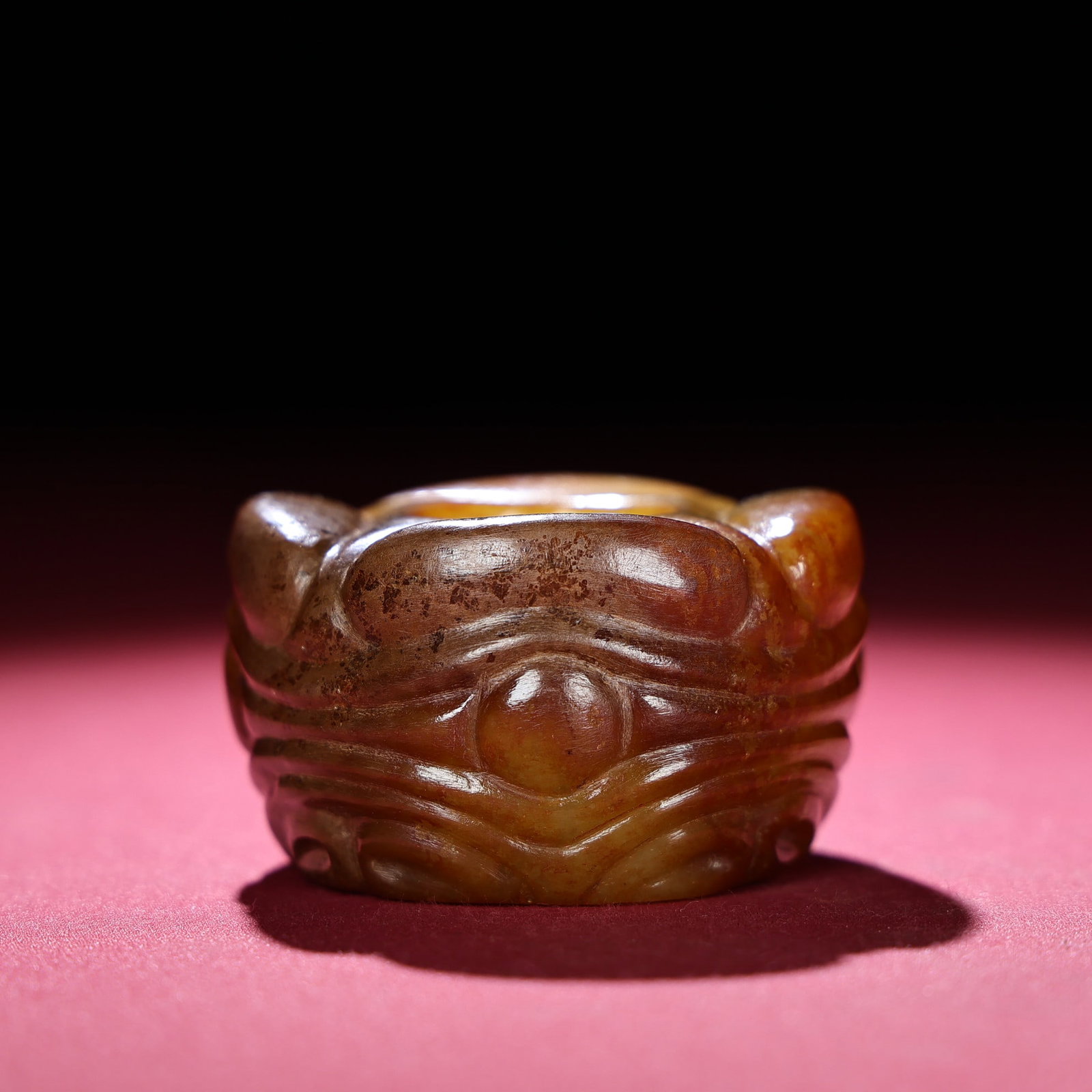 An Exquisite White Jade Ornament - 3
