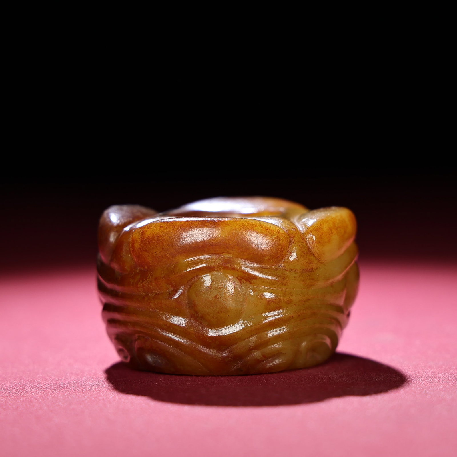 An Exquisite White Jade Ornament - 4
