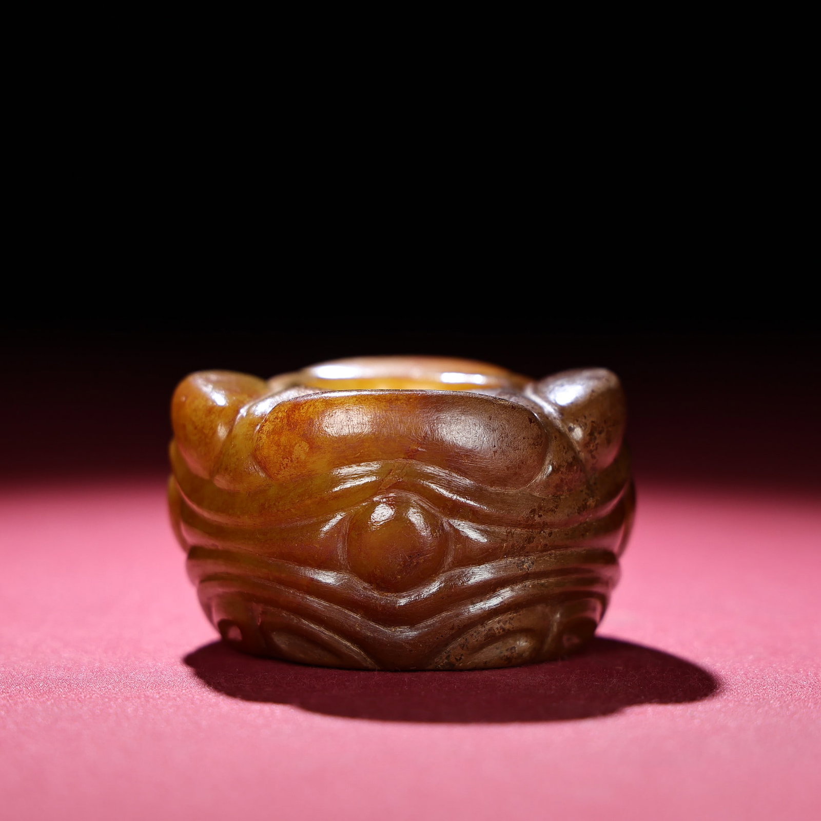 An Exquisite White Jade Ornament - 6