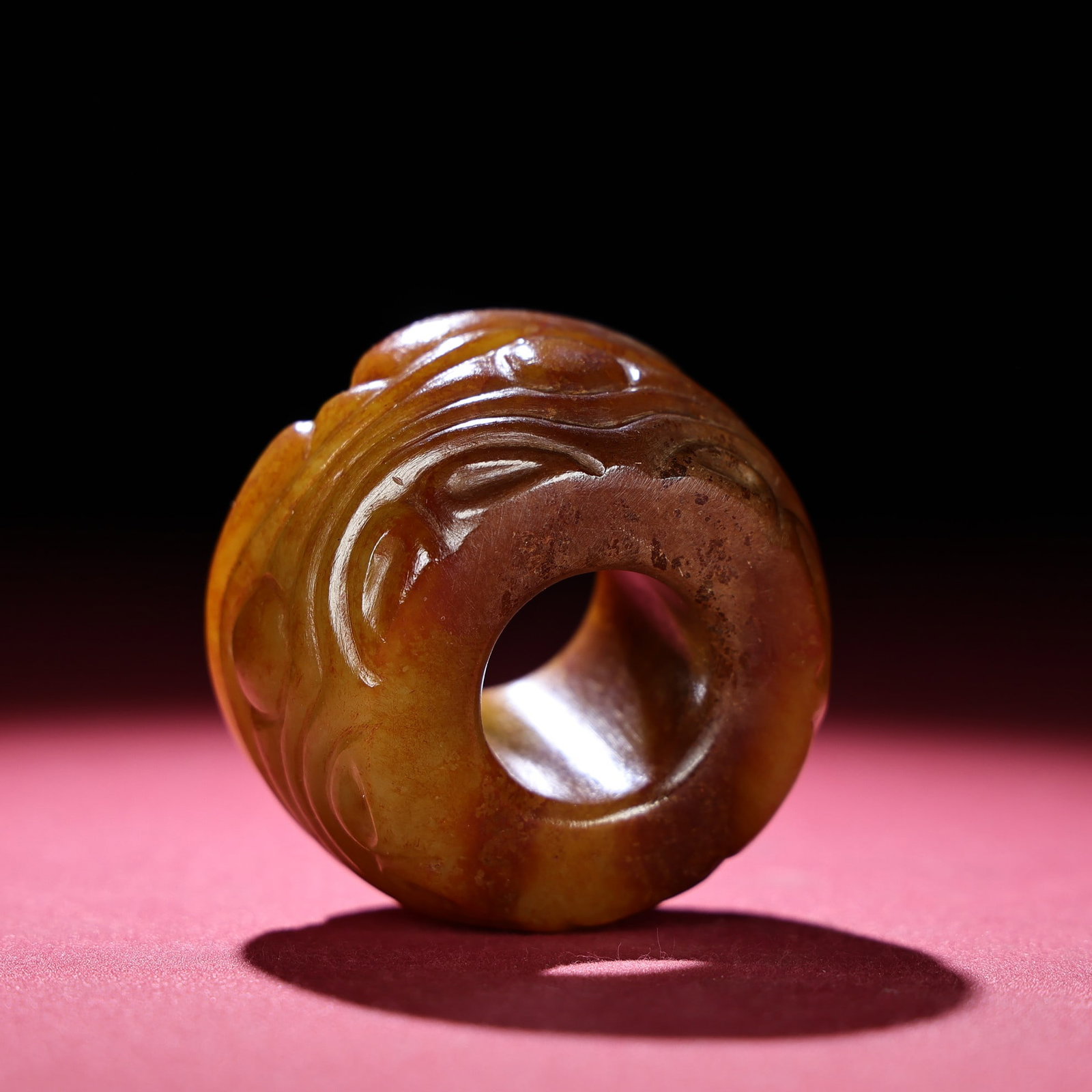 An Exquisite White Jade Ornament - 8