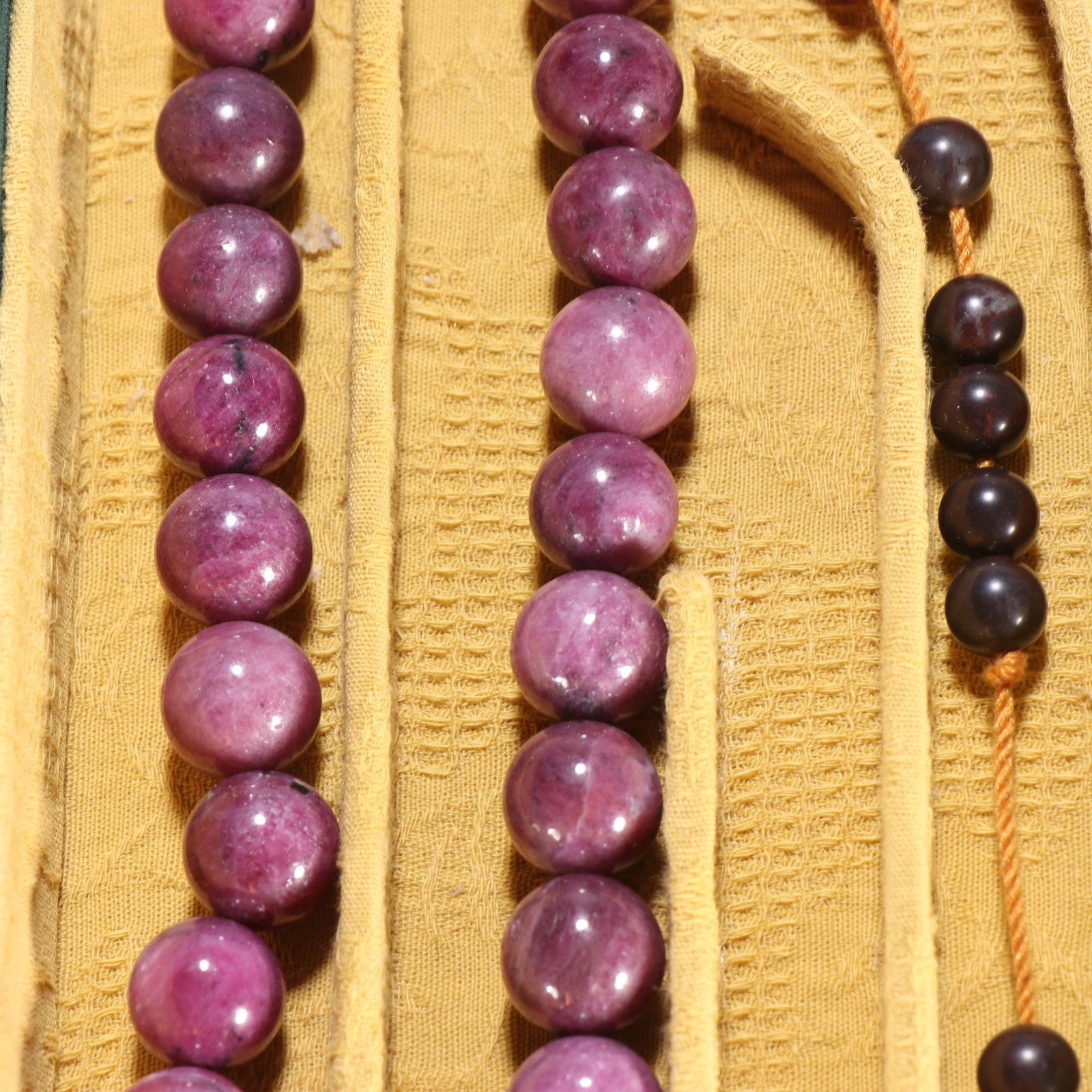 An Exquisite Red Gems Necklace - 4