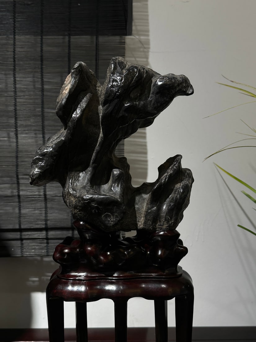 An Exquisite Lingbi Stone Ornament - 2