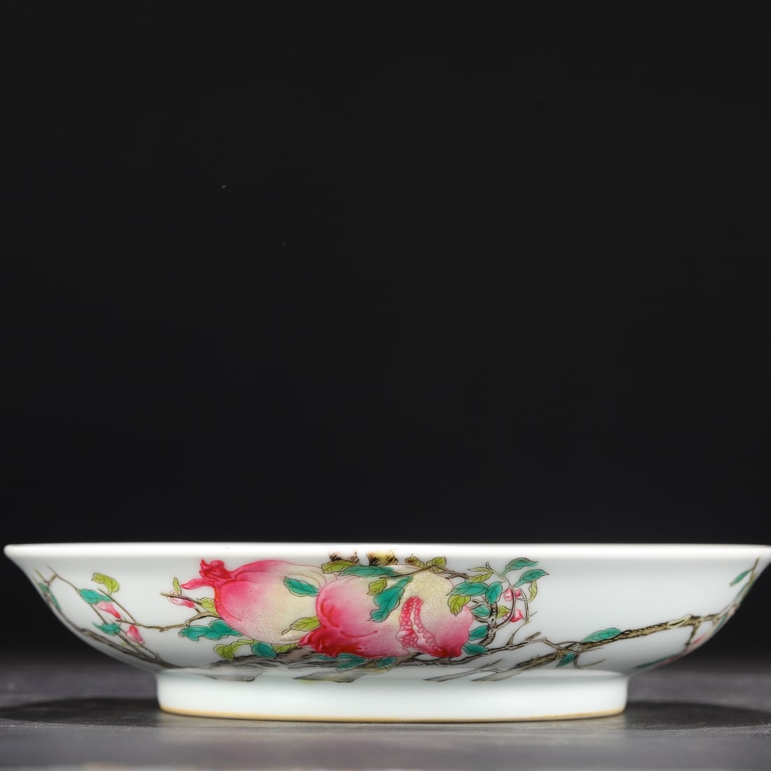 An Exquisite Enamel Flower and Fruit Pattern Plate - 9