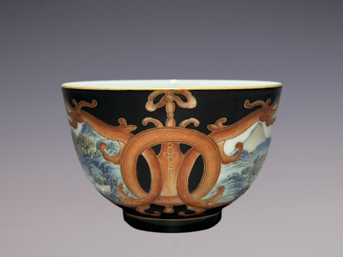 An Exquisite Famille-Rose Landscape Pattern Cup - 4