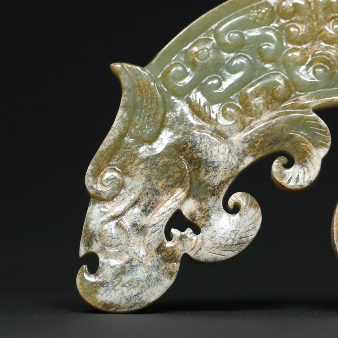 An Exquisite White Jade Dragon Pendant - 4