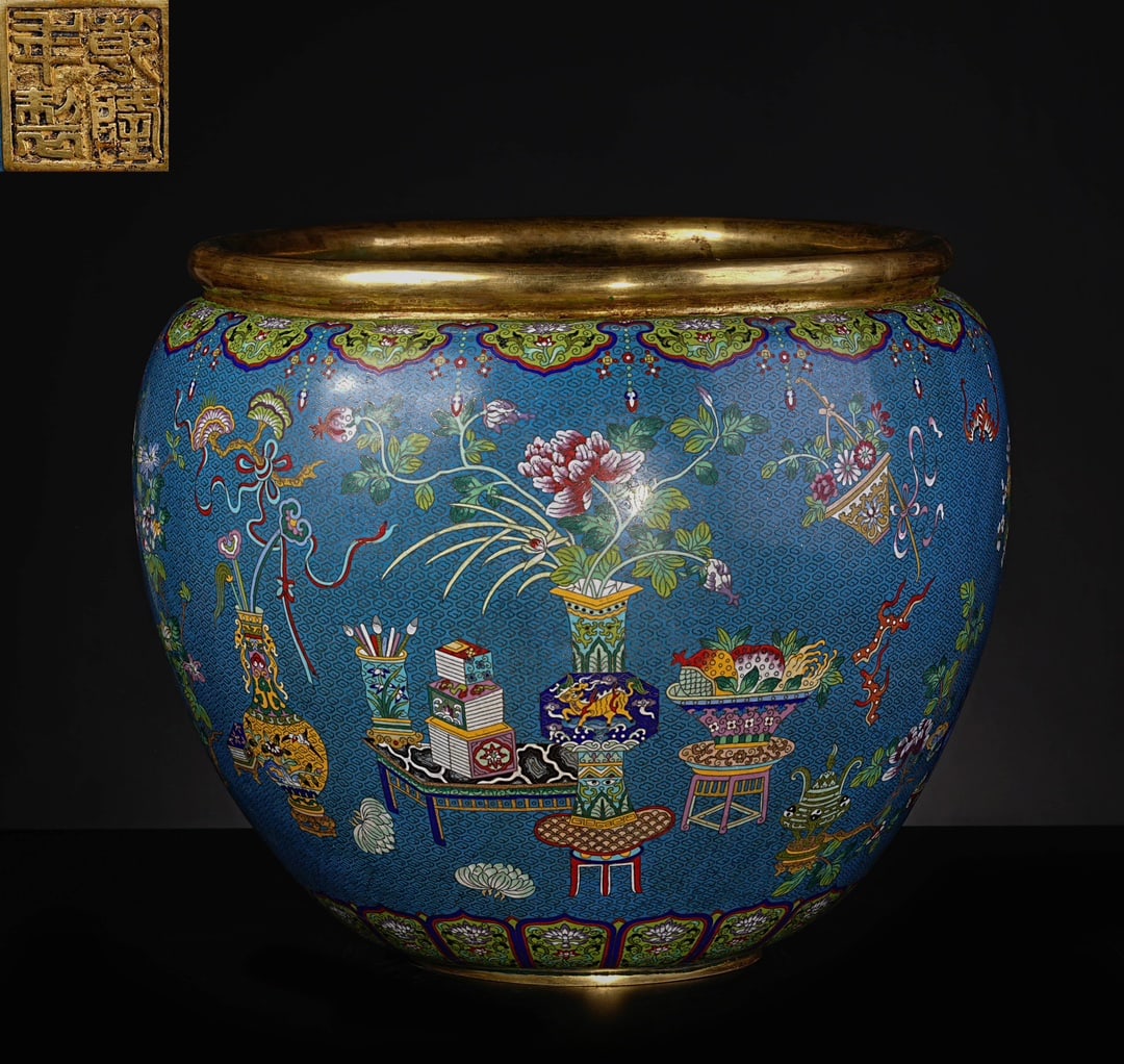 An Exquisite Cloisonne Flower Pattern Eight Treasures Pattern Vat: An Exquisite Cloisonne Flower Pattern Eight Treasures Pattern Vat Qing Dynasty, China Qianlong Four-character Mark Size:47cmx55cm Weight:34.5kg (The Dimensions Of All Batches Are Manually Measured.If