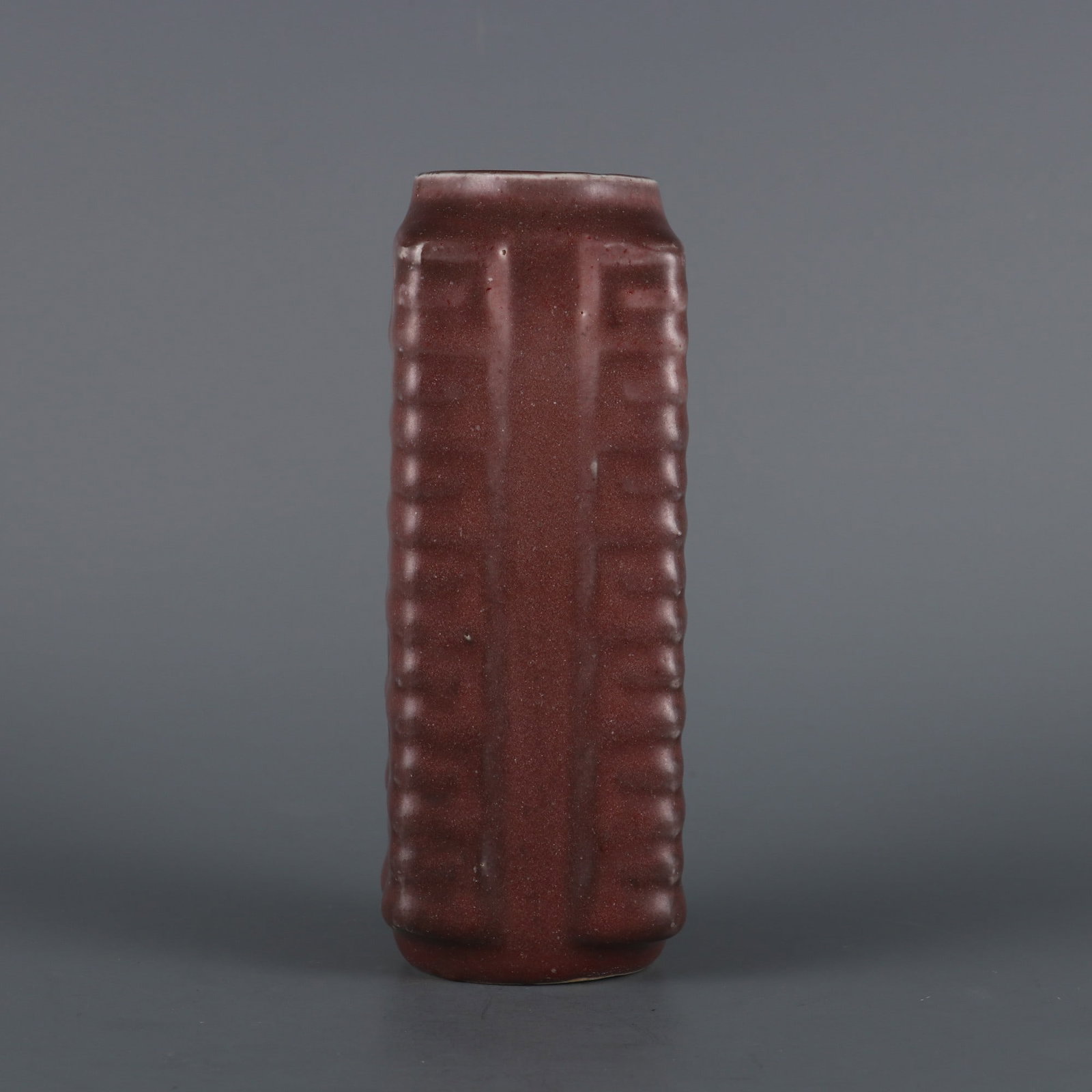 An Exquisite Ji Red Glazed Vase - 2