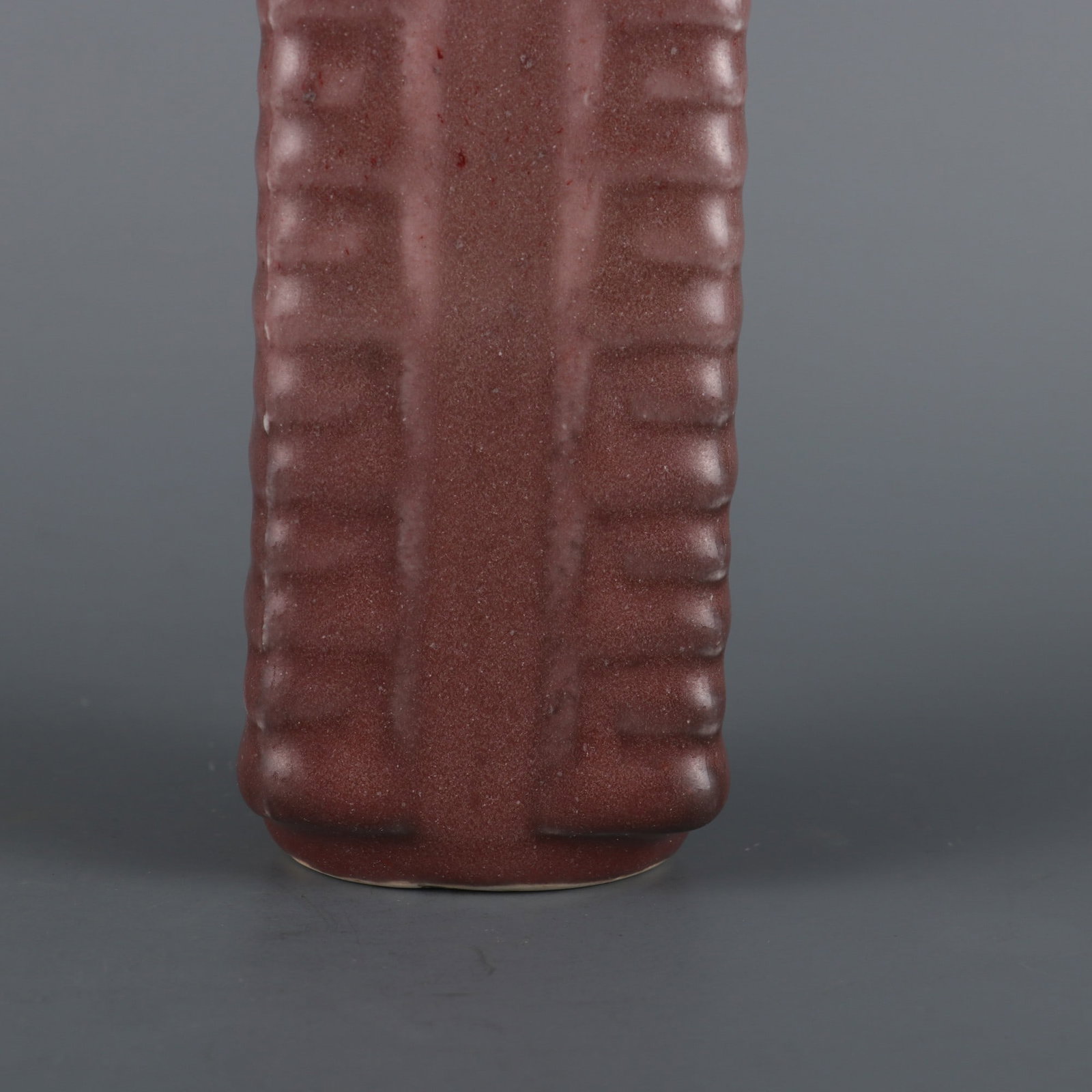 An Exquisite Ji Red Glazed Vase - 5