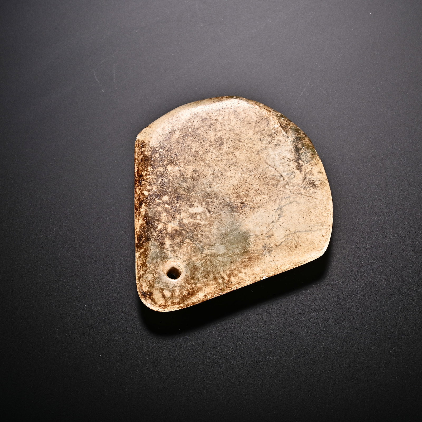 An Exquisite White Jade Pendant - 4