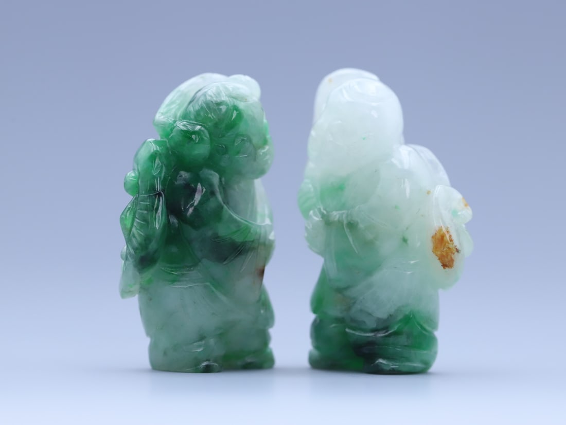 An Exquisite Jadeite Figure Hand Piece - 9
