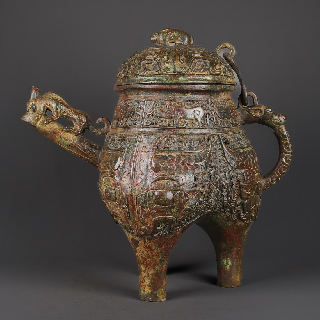 An Exquisite Bronze Beast-Face Pattern Ewer (1 of 9)